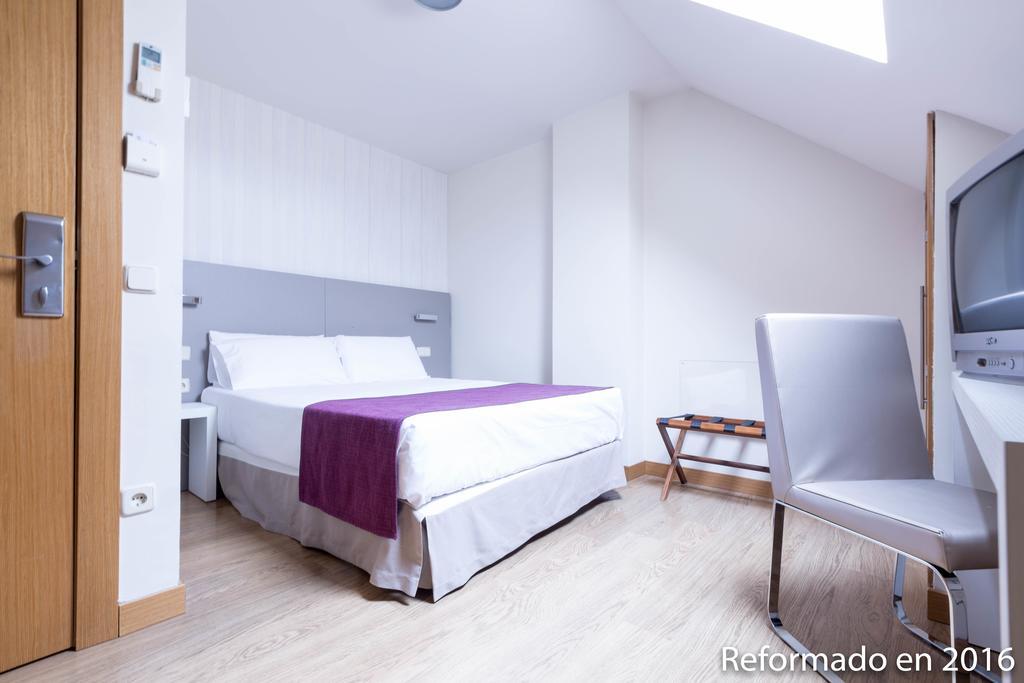 Hotel Di' Carlo Madrid Zimmer foto